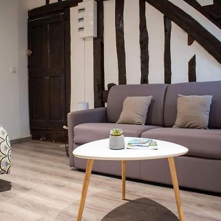 Studio Charmant Confortable Tv Centre Ville Louviers Extérieur photo