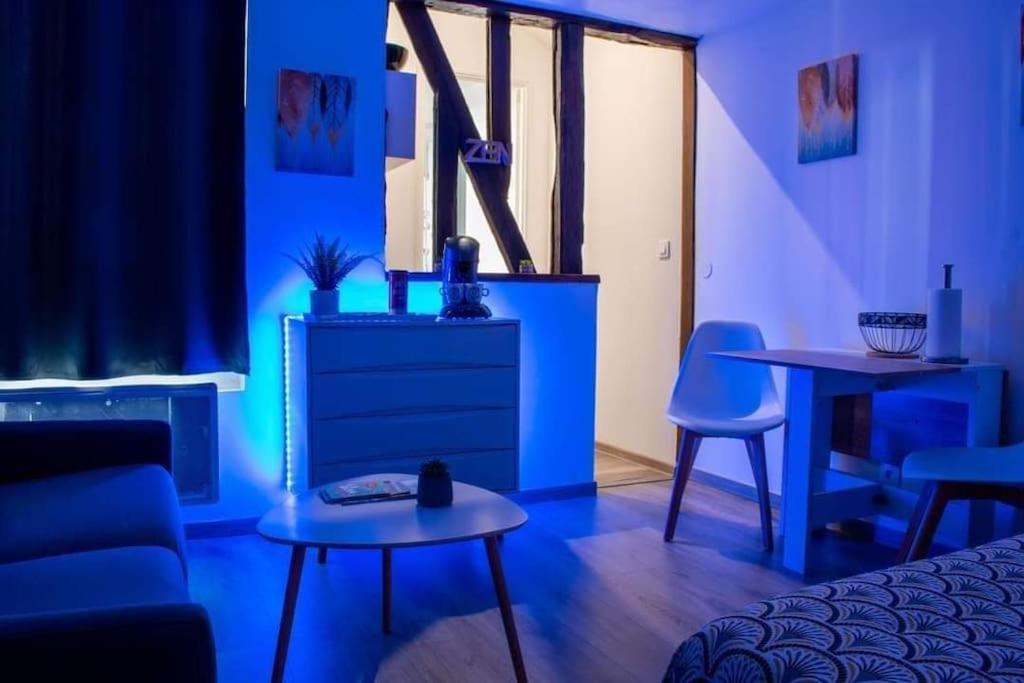 Studio Charmant Confortable Tv Centre Ville Louviers Extérieur photo